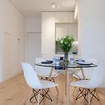 Апартаменты Santos Design Flat By Lovelystay